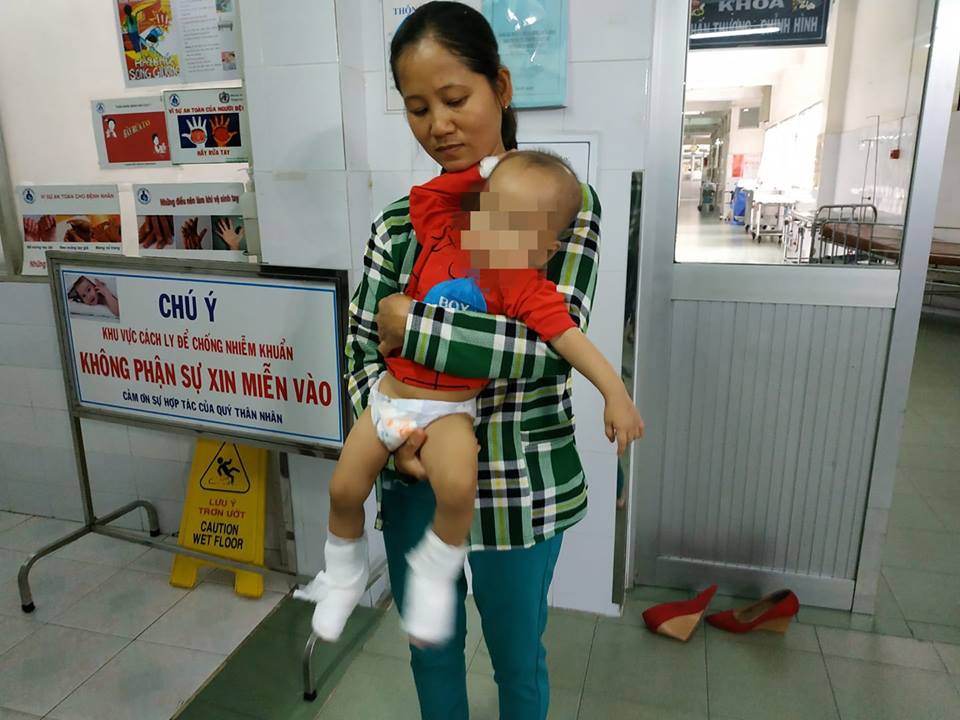 Cha mẹ bất cẩn, con trẻ chết thương tâm