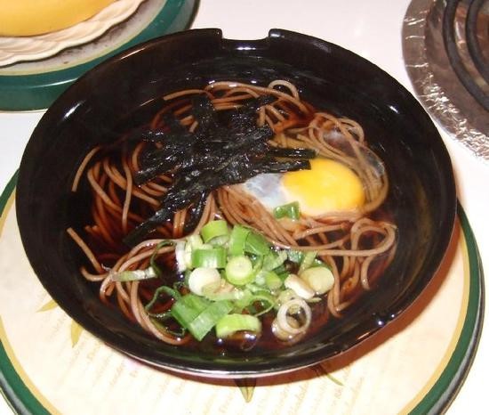 Đêm giao thừa người Nhật ăn mì soba - Ảnh 2.