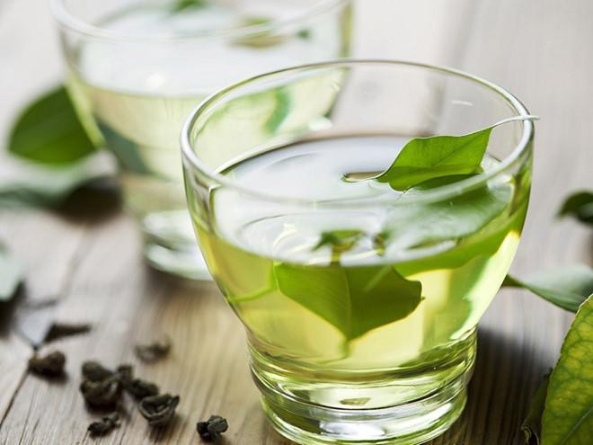 Phụ nữ U30 cần biết: Ăn g&igrave; để c&oacute; l&agrave;n da s&aacute;ng, trẻ trung hơn? - Ảnh 2.