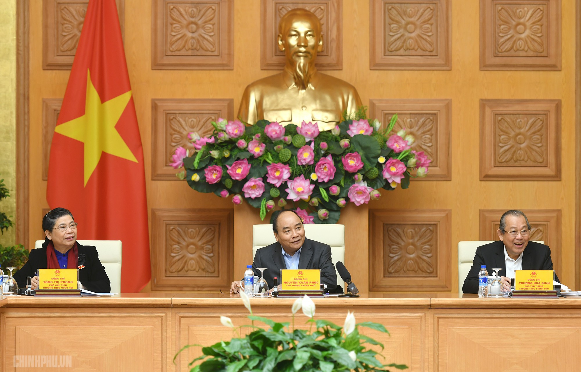 Thủ tướng: L&agrave;m r&otilde; mục ti&ecirc;u cho hai mốc lịch sử 100 năm - Ảnh 1.