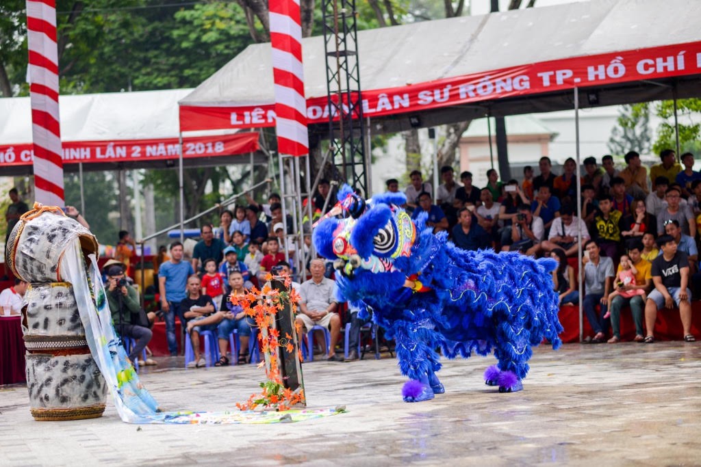 Những phần thi ấn tượng tại Li&ecirc;n hoan L&acirc;n Sư Rồng TP HCM 2018 - Ảnh 4.