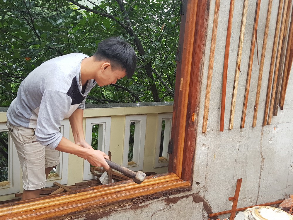 Đại gia vàng đang tiếp tục tháo dỡ biệt thự trên núi Hải Vân