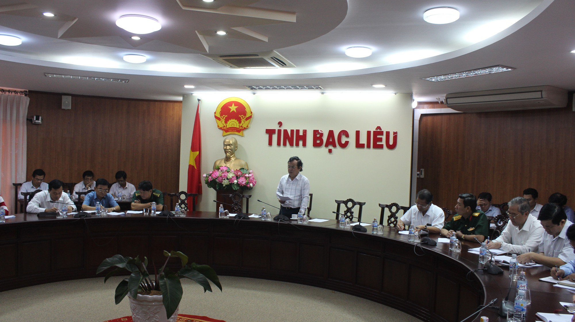 Bão số 1 đang tăng tốc, các tỉnh, thành miền Tây khẩn trương ứng phó - Ảnh 1.