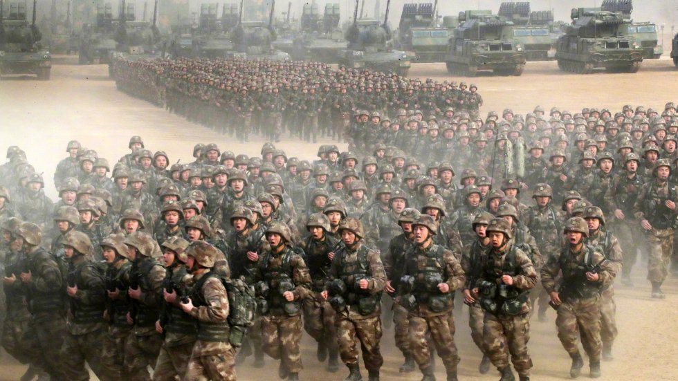 Đầu năm, Trung Quốc hối thúc quân đội chuẩn bị chiến tranh