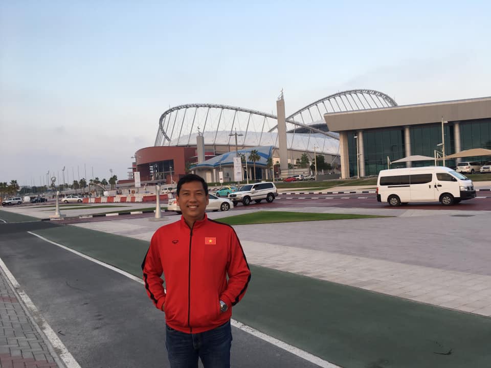 Tuyển Việt Nam xả trại, tham quan c&aacute;c si&ecirc;u c&ocirc;ng tr&igrave;nh xa hoa ở Qatar - Ảnh 2.