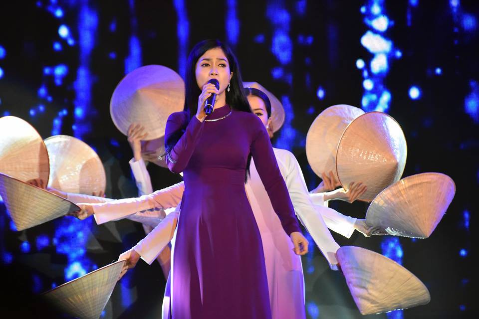 Gala Mai Vàng chào Xuân 2019: Ấm áp và nhân văn - Ảnh 9.