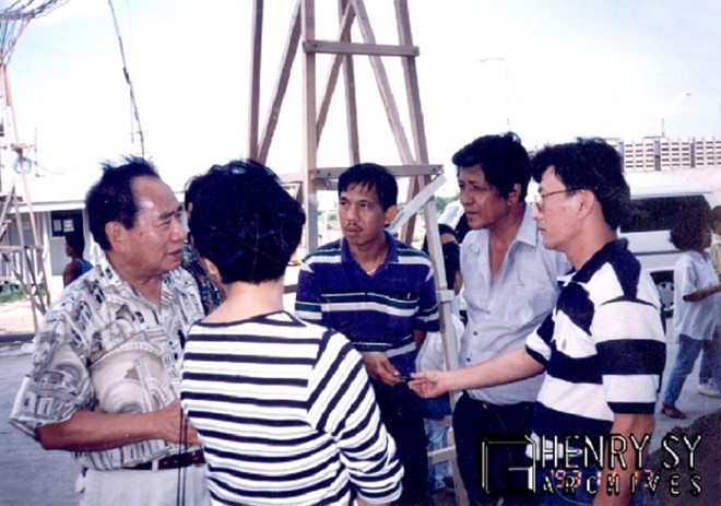 Từ cậu bé bán giày đến người giàu nhất Philippines - Ảnh 4.
