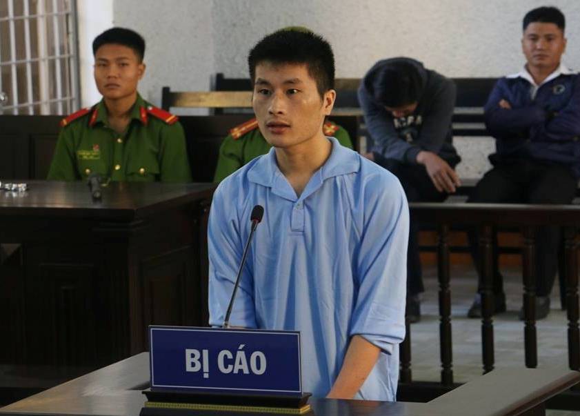 Cháu truy sát chú chỉ vì 1 câu nói