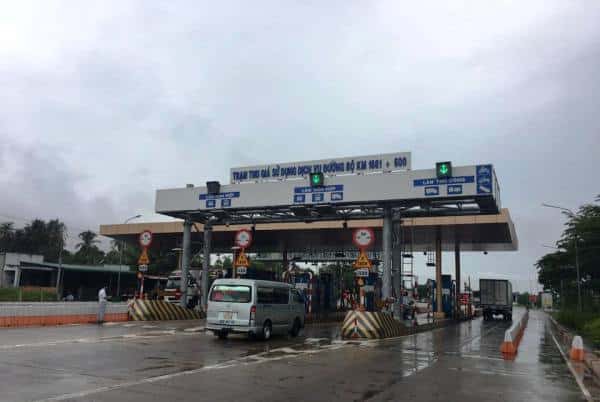 Xin xả 3 trạm thu phí BOT dịp Tết để "cảm ơn người dân"