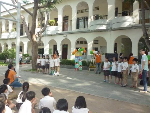 Đúng hay sai khi trường cho học sinh nghỉ Tết trước 1 tuần?