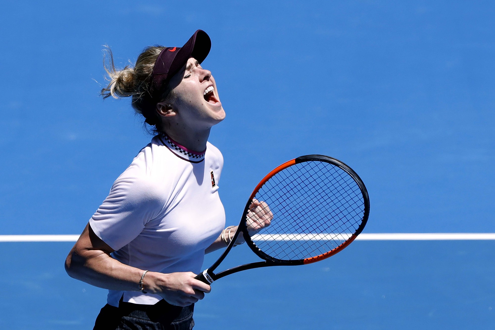 Ch&ugrave;m ảnh: Chấn thương khiến mỹ nh&acirc;n Svitolina gục ng&atilde; trước Osaka - Ảnh 10.