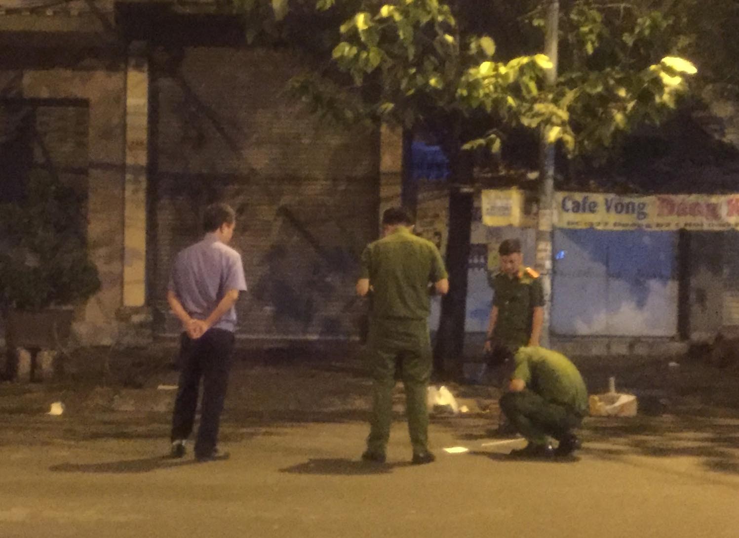 Hỗn chiến, nổ súng ở tiệm dịch vụ tài chính, 3 người bị thương