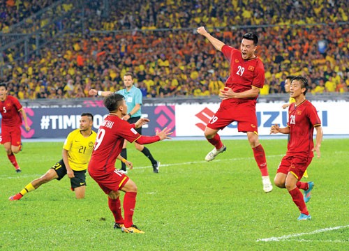Đường lên đỉnh vinh quang - Ảnh 10.