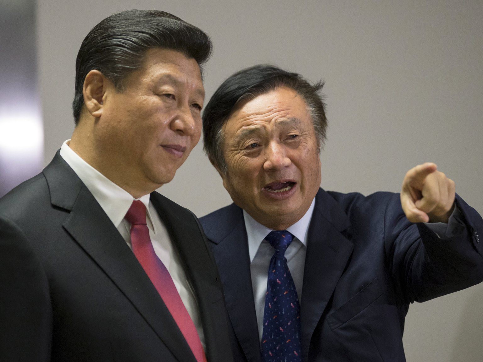 Trải l&ograve;ng của &lsquo;&ocirc;ng tr&ugrave;m viễn th&ocirc;ng&rsquo; Ren Zhengfei - Ảnh 2.