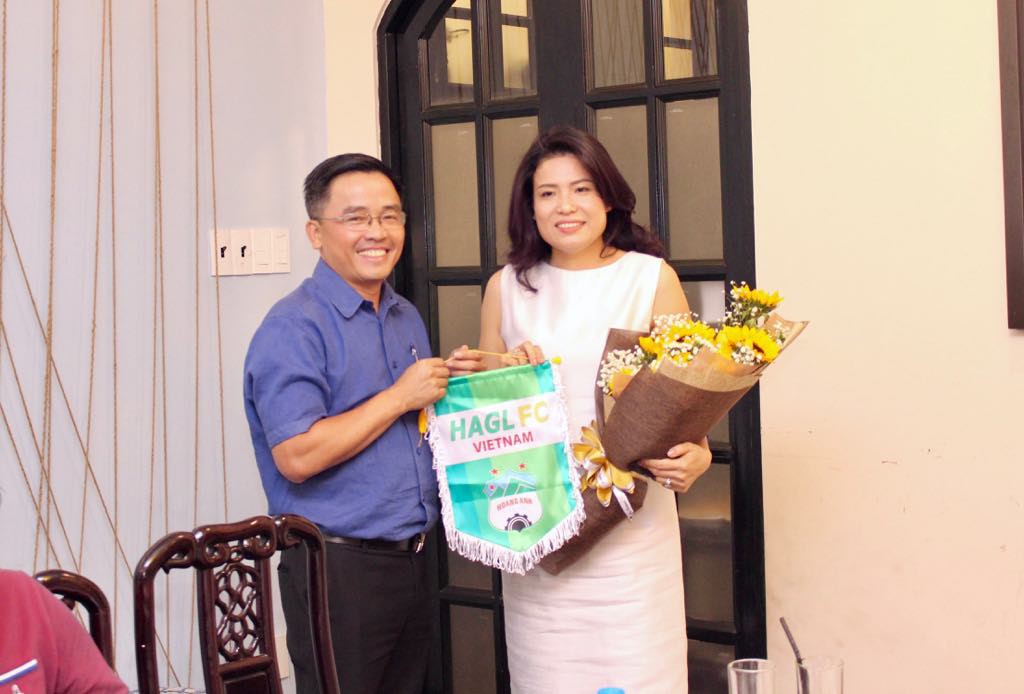 VPMilk - HAGL: Từ cú bắt tay đến khi chia tay luôn trọn vẹn!