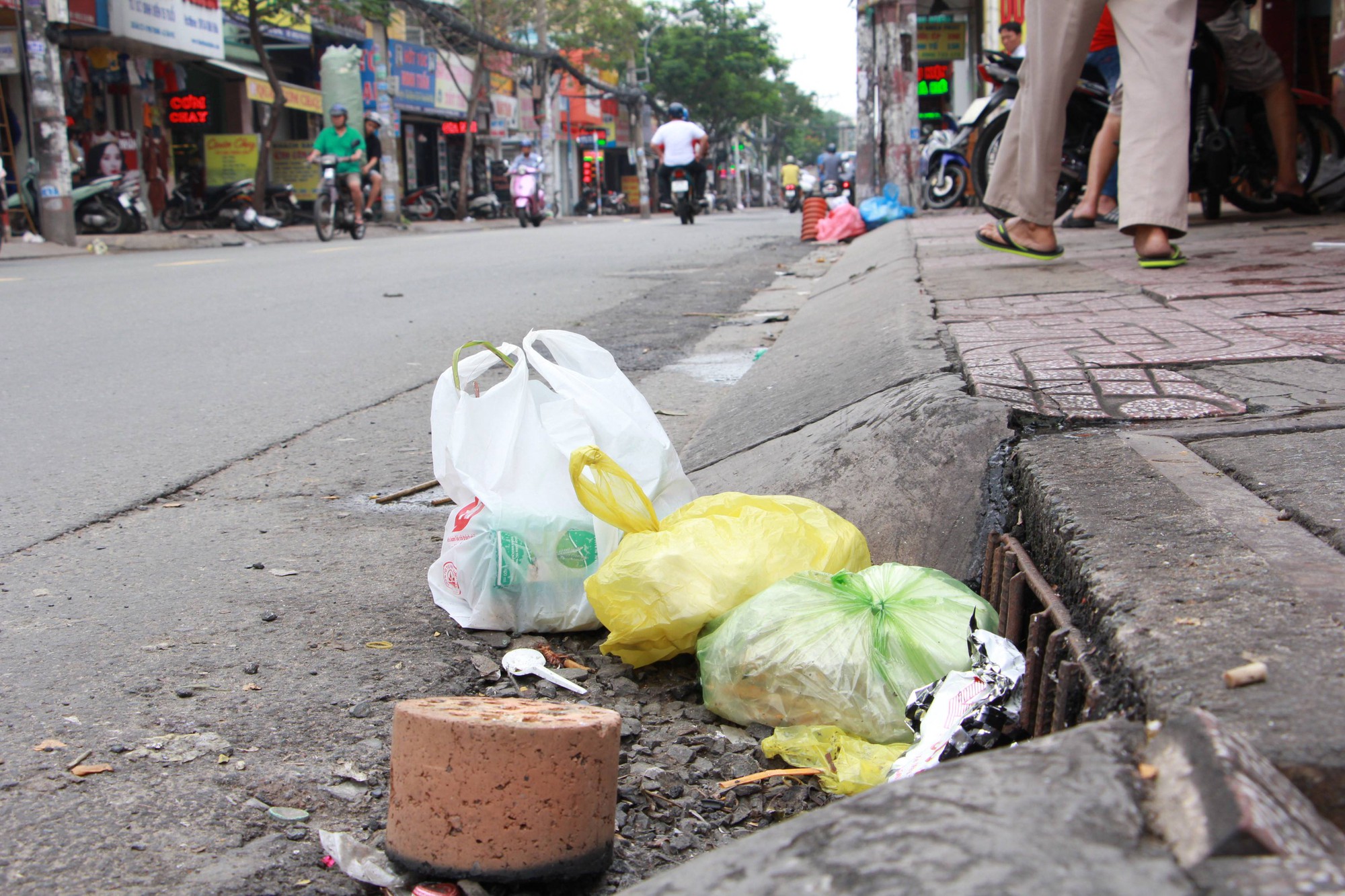 Ngày 27-1, TP HCM ra quân xử lý các công trình lấn chiếm sông, rạch