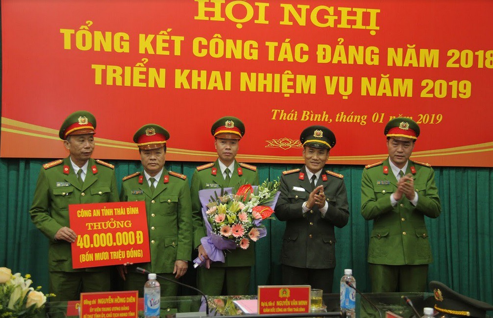 Bắt nghi phạm cướp phòng giao dịch Agribank