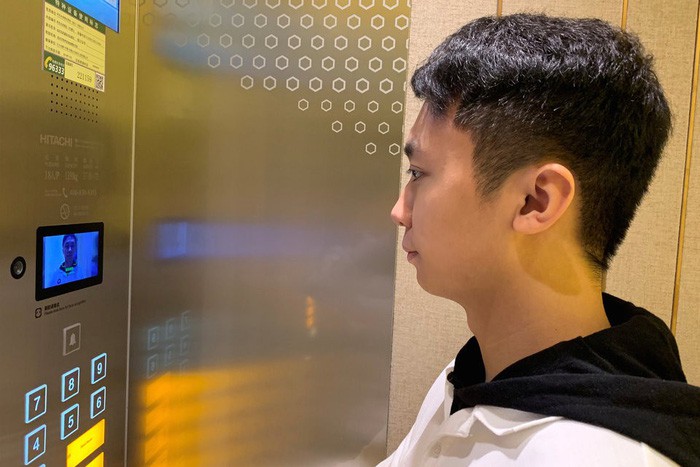 B&ecirc;n trong kh&aacute;ch sạn tr&iacute; tuệ nh&acirc;n tạo đầu ti&ecirc;n tại Trung Quốc - Ảnh 3.