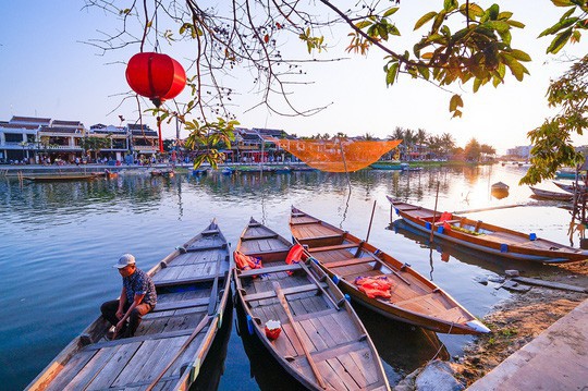 Hội An tạm dừng phố đi bộ