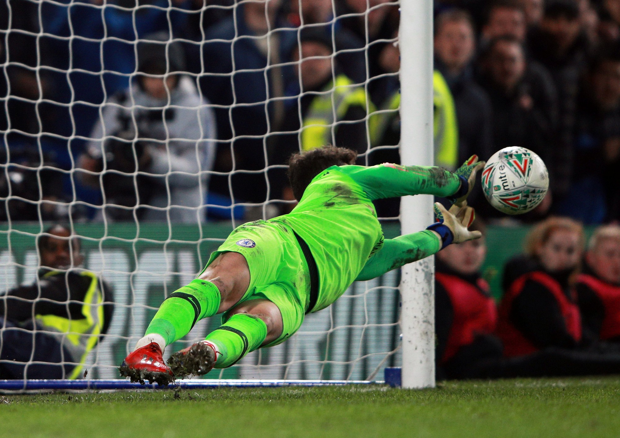 Thắng nghẹt thở Tottenham, Chelsea v&agrave;o chung kết League Cup - Ảnh 5.