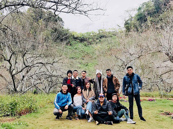 Cao nguyên Mộc Châu chìm đắm trong màu trắng hoa mơ - Ảnh 7.