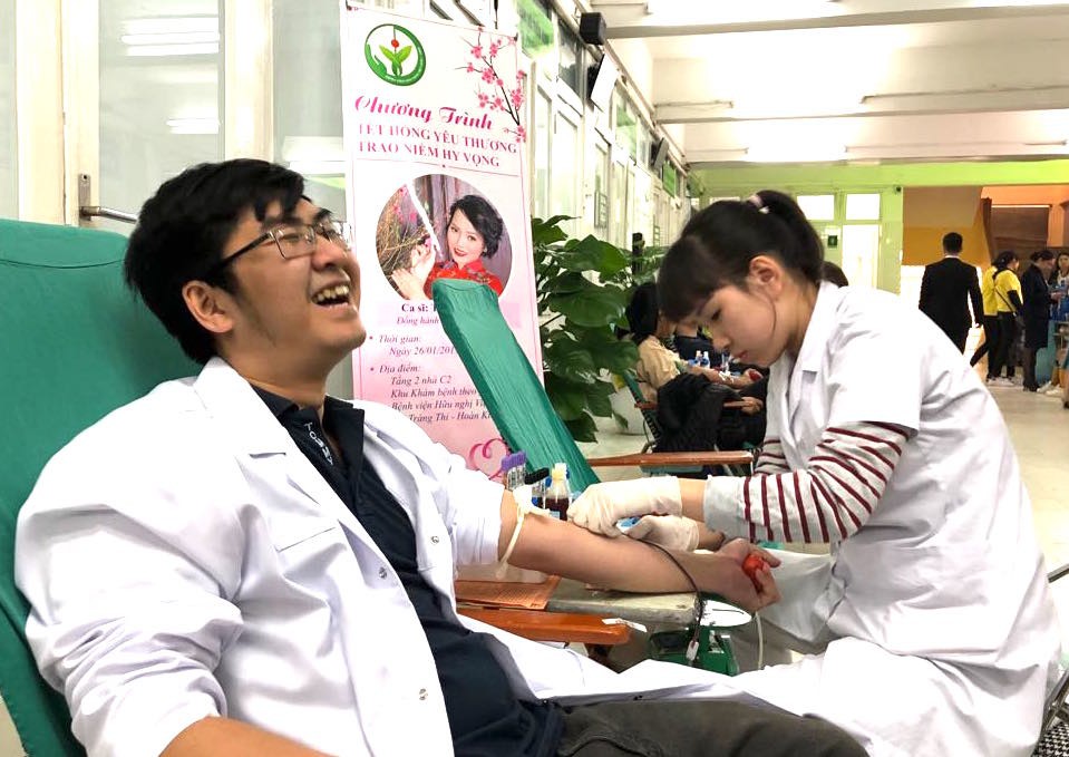 Bệnh viện Việt Đức lo không đủ máu cứu nạn nhân tai nạn giao thông