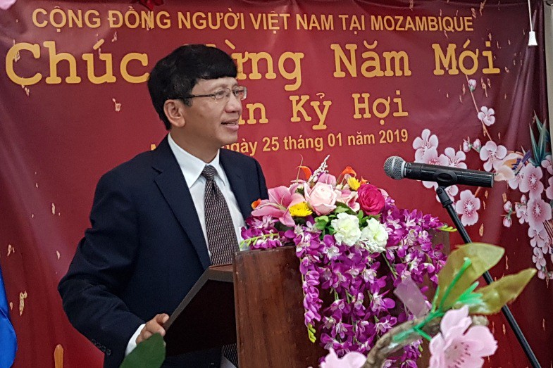 Người Việt tại Mozambique gặp gỡ mừng Xu&acirc;n Kỷ Hợi - Ảnh 1.