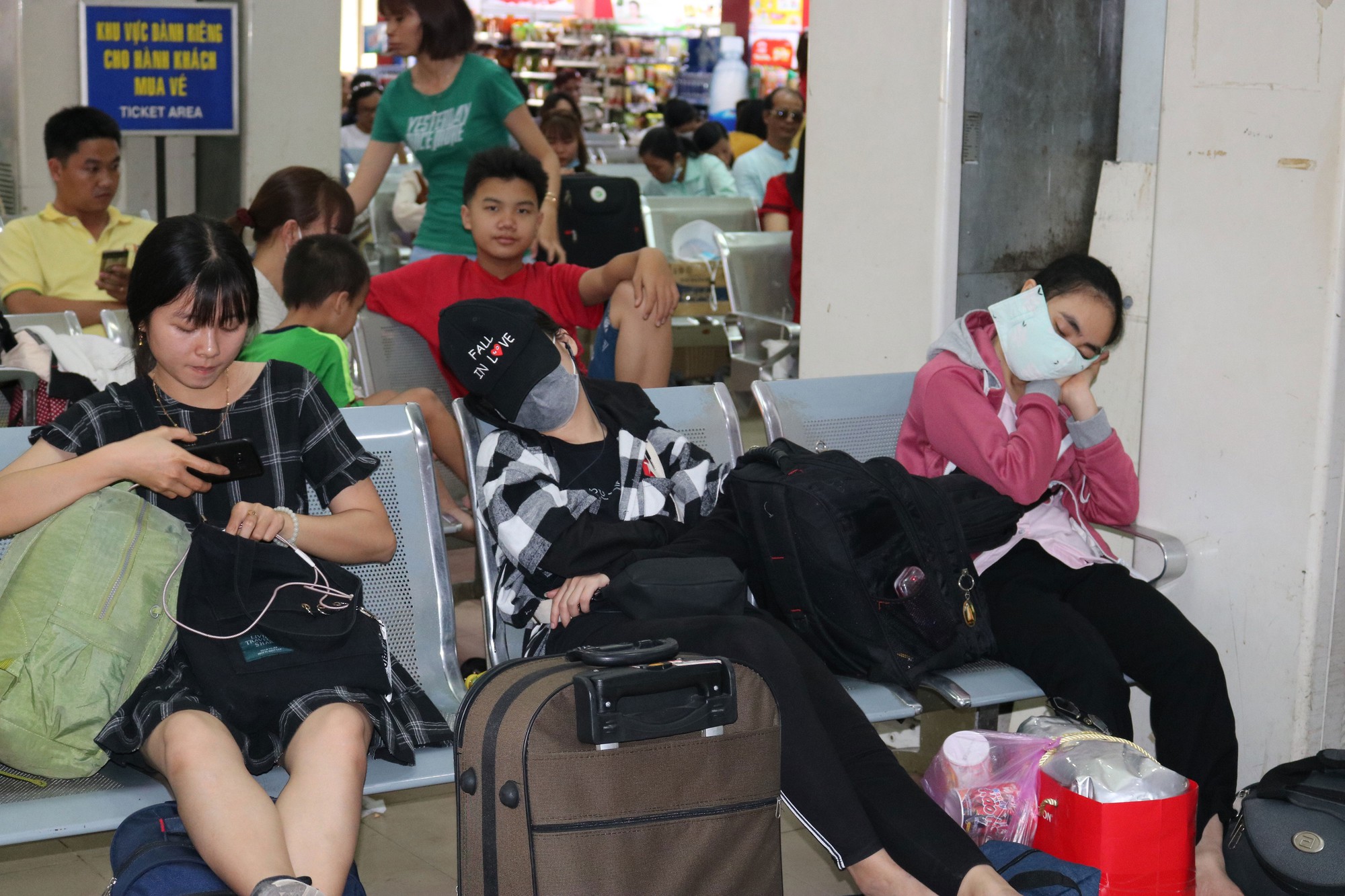 Vật vạ ở ga Sài Gòn