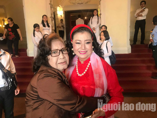 NSND Kim Cương rơi nước mắt trong Chương trình Nghệ sĩ tri âm - Ảnh 2.