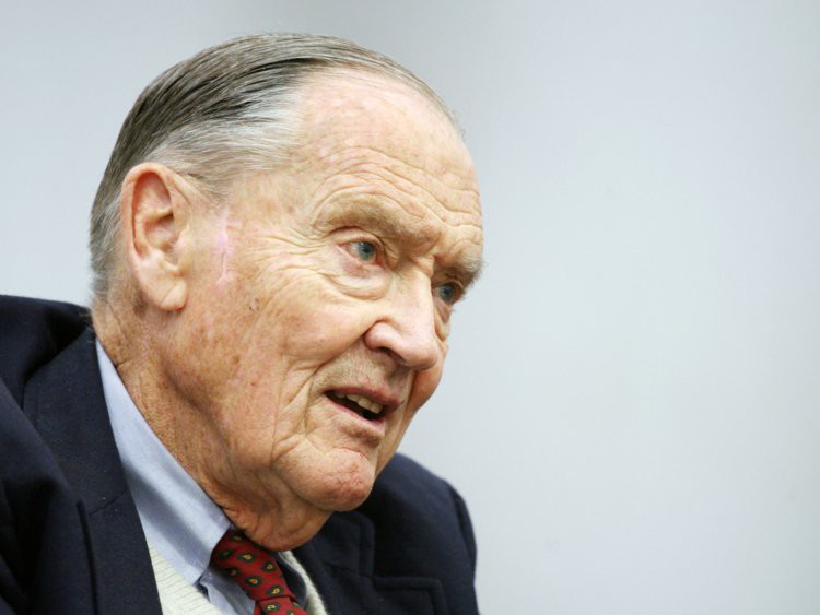Cuộc đời của Jack Bogle - &ldquo;người h&ugrave;ng&rdquo; trong mắt Warren Buffett - Ảnh 19.