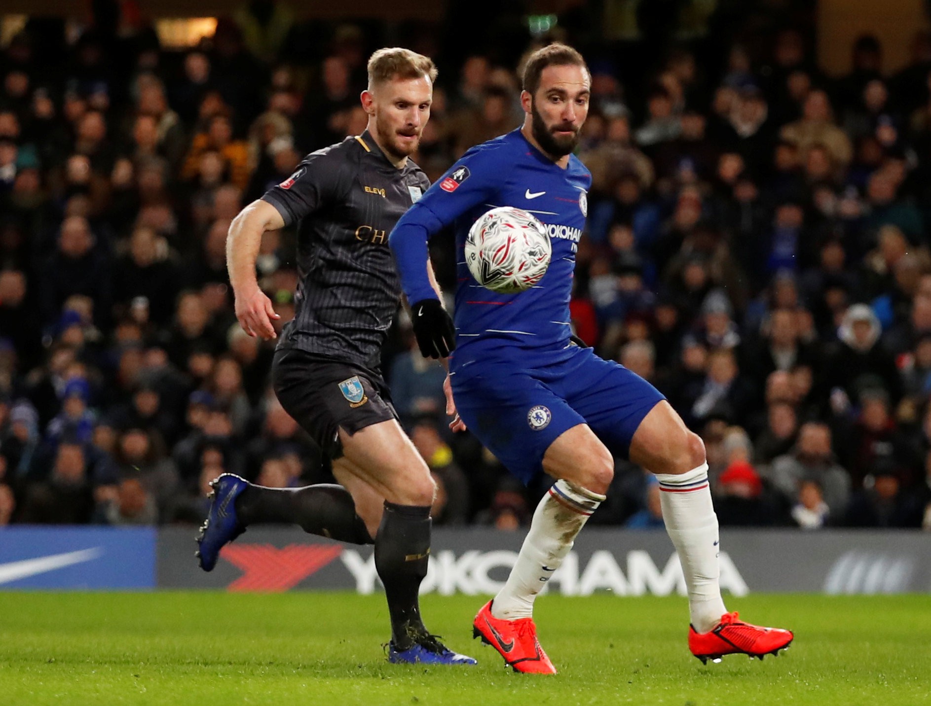 Tottenham thua thảm FA Cup, Chelsea đại thắng nhờ VAR  - Ảnh 8.