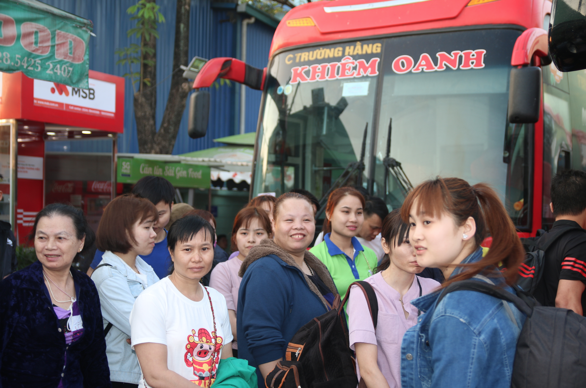 Chi 1,4 tỉ đồng đưa c&ocirc;ng nh&acirc;n về qu&ecirc; đ&oacute;n Tết - Ảnh 1.