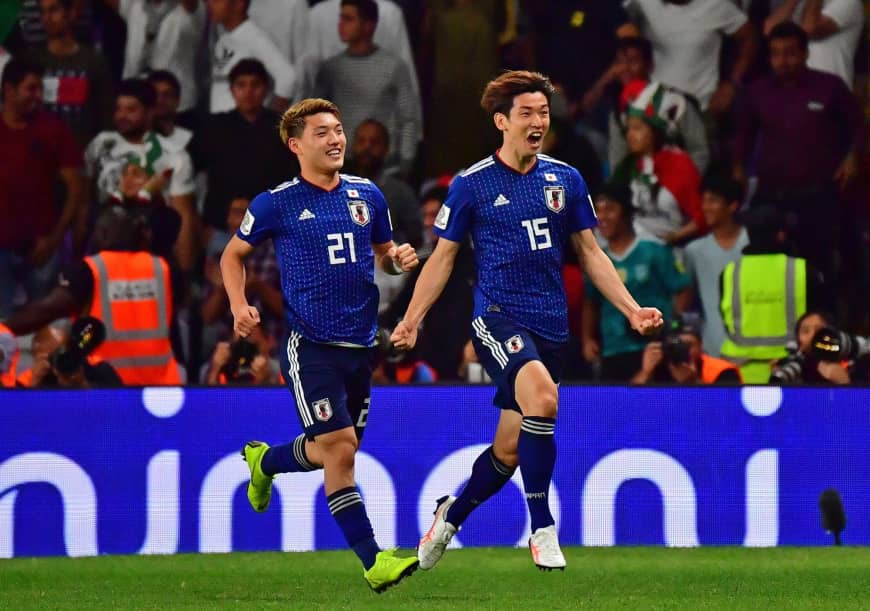 Iran chia tay Asian Cup, HLV Queiroz "đào tẩu" đến Colombia