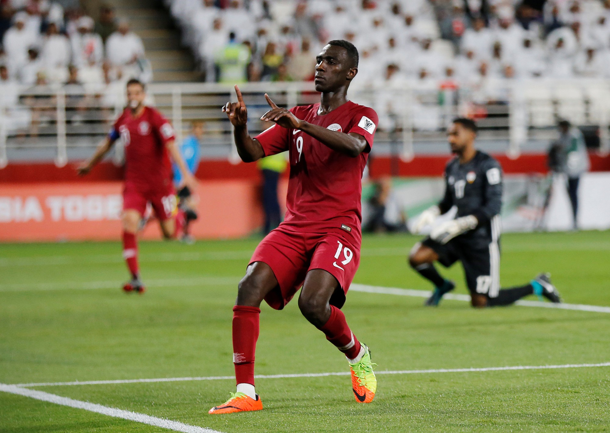 Nỗi hổ thẹn mang tên UAE sau thảm bại ở bán kết Asian Cup - Ảnh 4.