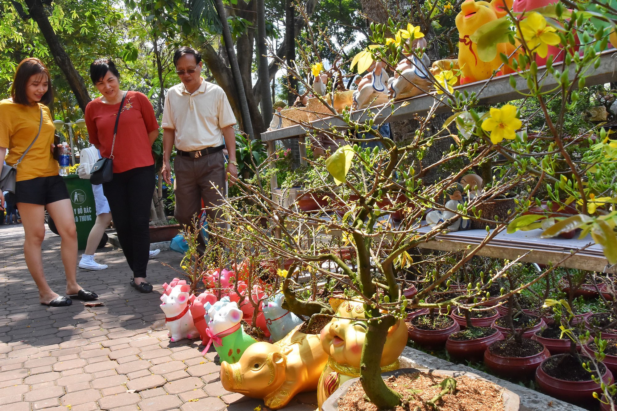 Chợ hoa Tết Bến B&igrave;nh Đ&ocirc;ng ng&agrave;y c&agrave;ng đ&igrave;u hiu d&ugrave; cận Tết - Ảnh 13.