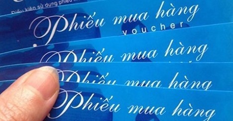 Doanh nghiệp chi tiền tỉ mua voucher làm quà tặng Tết