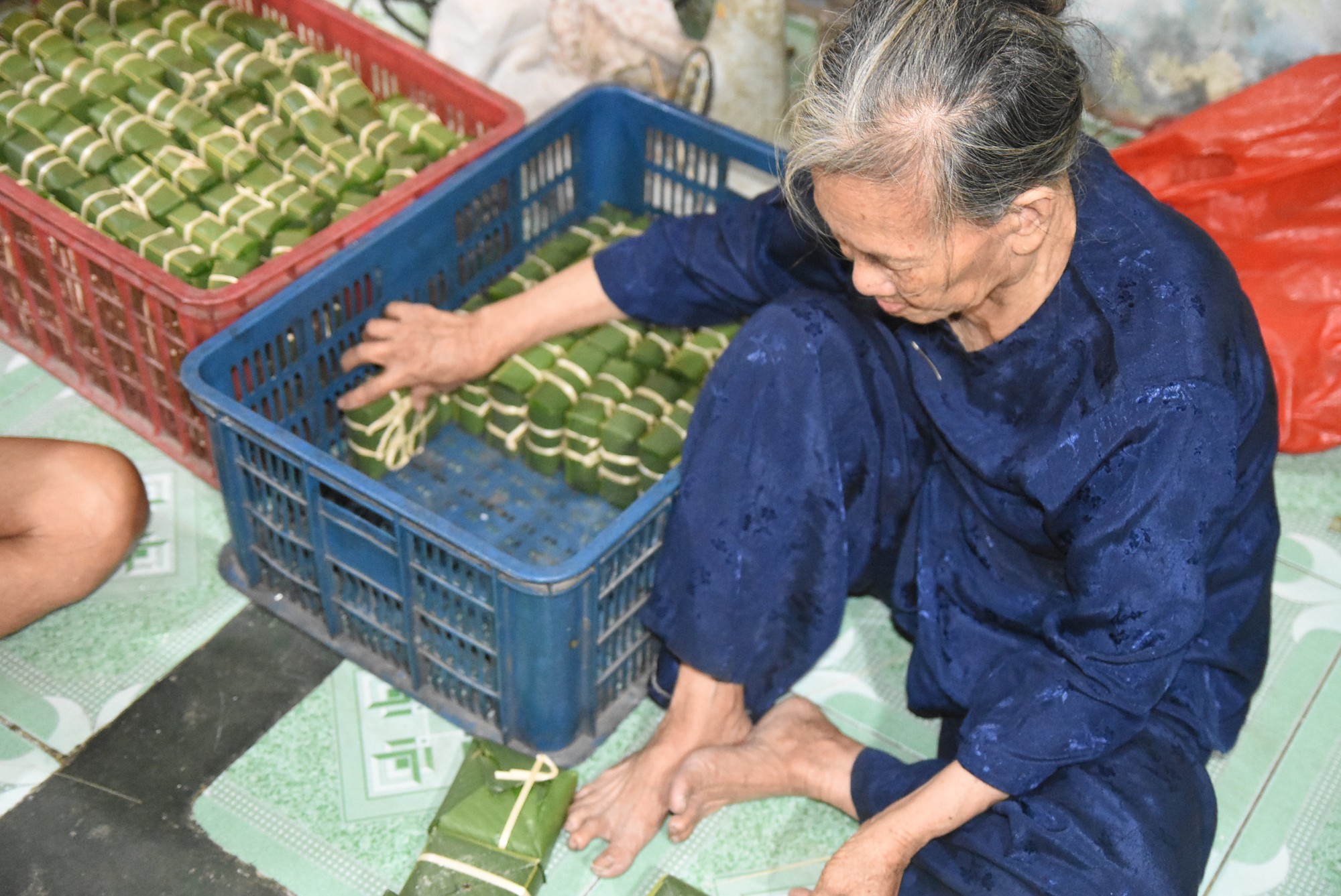 Làng bánh chưng mỗi ngày xuất hàng chục tấn ở Đồng Nai