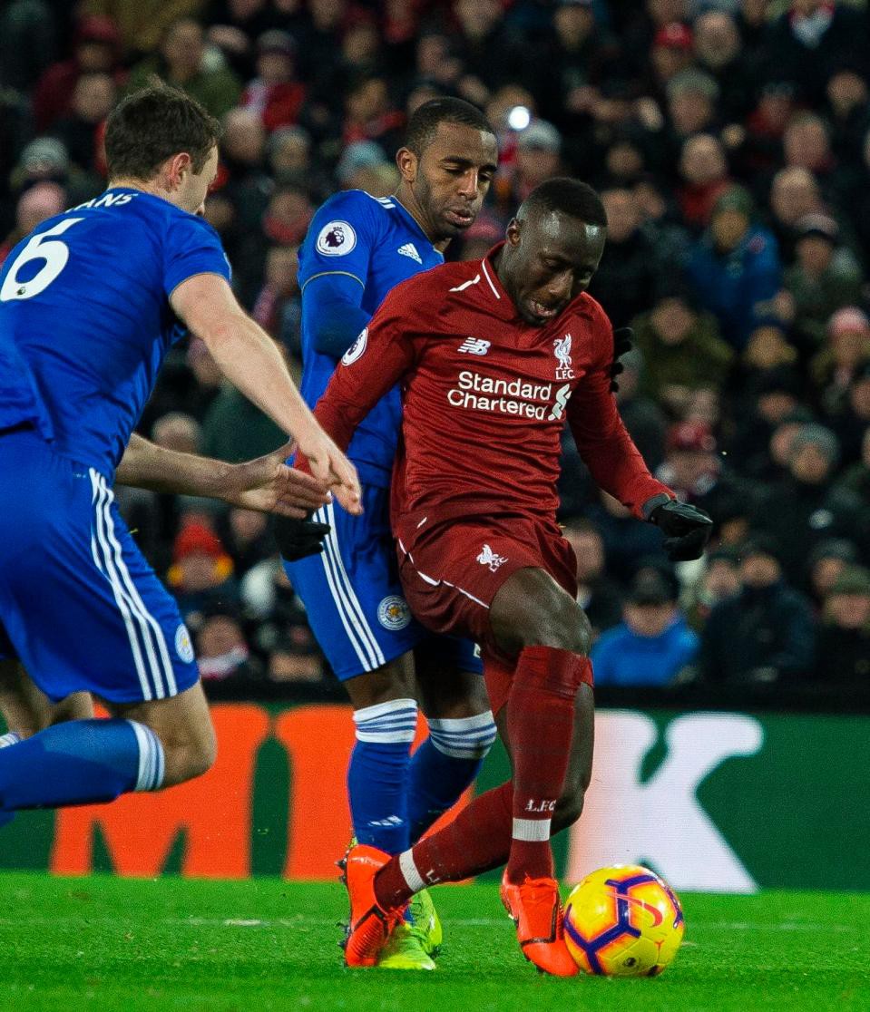 Liverpool &ldquo;rơi điểm&rdquo;, HLV Klopp nổi đi&ecirc;n với trọng t&agrave;i - Ảnh 1.