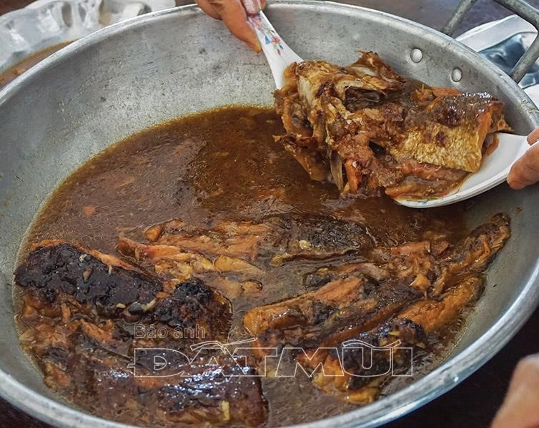 Ngày giáp Tết, chết thèm với mắm chưng nơi cuối đất...