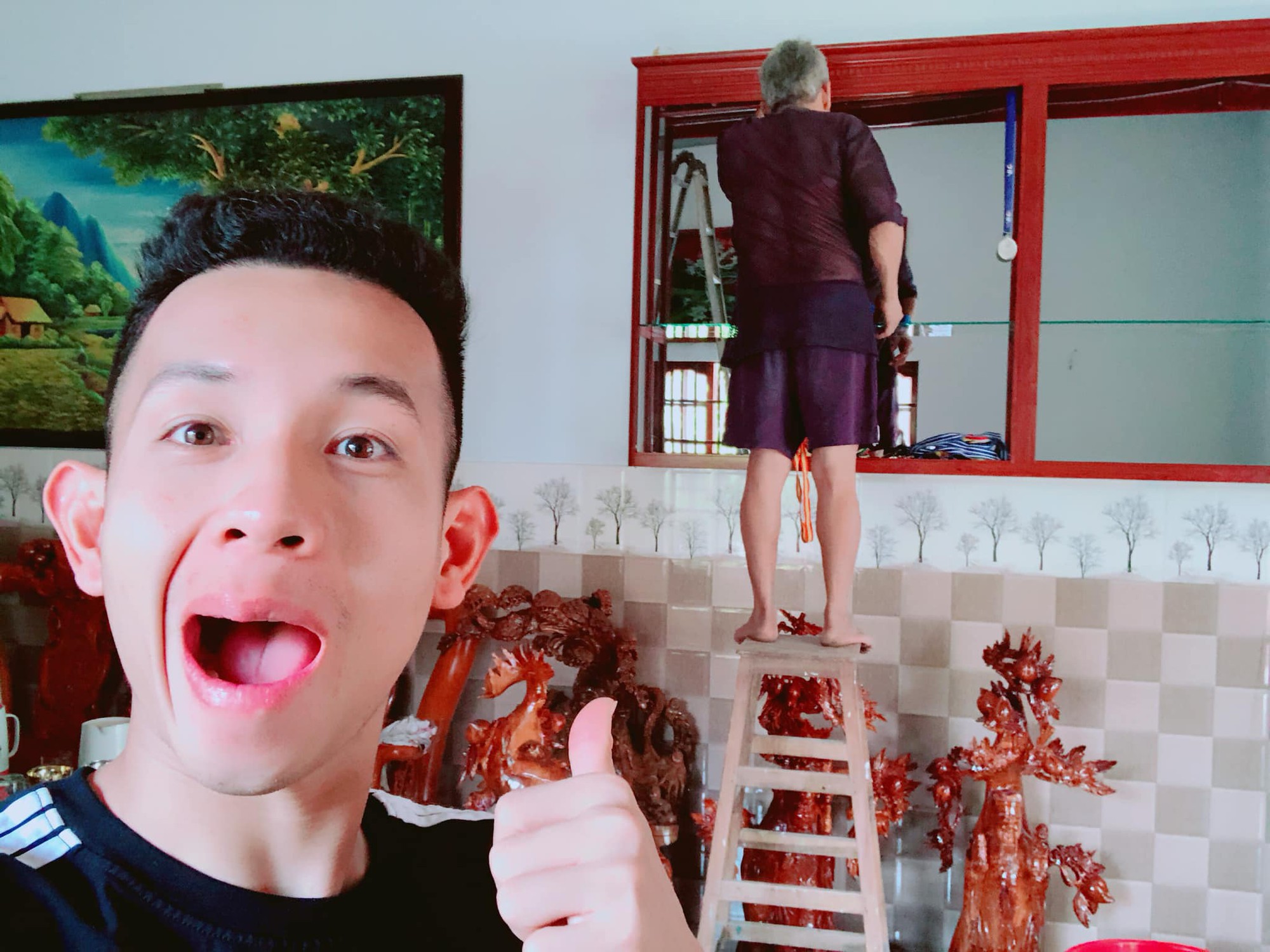 Xu&acirc;n Trường đi chơi điện tử, Hồng Duy đ&oacute;ng tủ mới khoe chiến c&ocirc;ng - Ảnh 2.