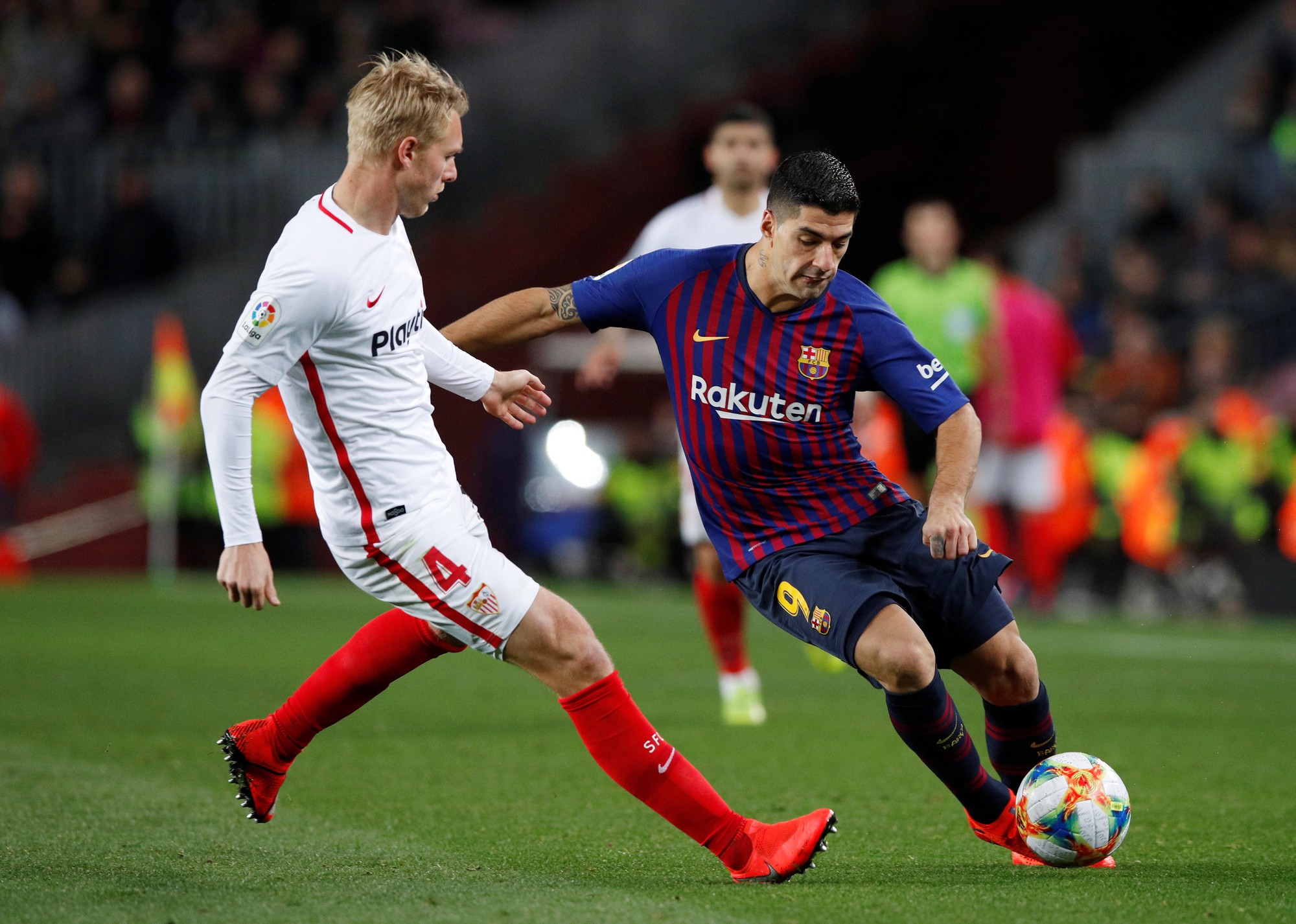 V&ugrave;i dập Sevilla, Barcelona gửi cảnh b&aacute;o ở C&uacute;p Nh&agrave; vua - Ảnh 4.
