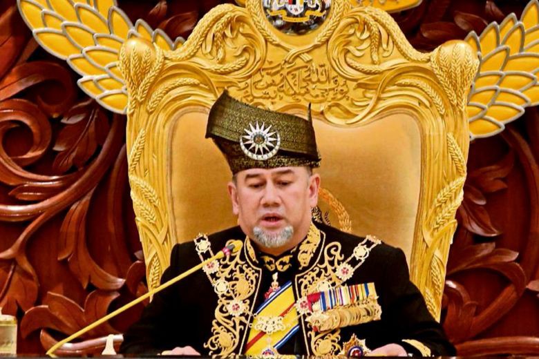 Quốc vương Malaysia bất ngờ thoái vị không lý do