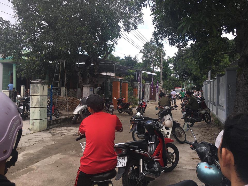 Thanh ni&ecirc;n nghi ng&aacute;o đ&aacute; giết mẹ v&agrave; em ruột rồi bỏ trốn? - Ảnh 2.