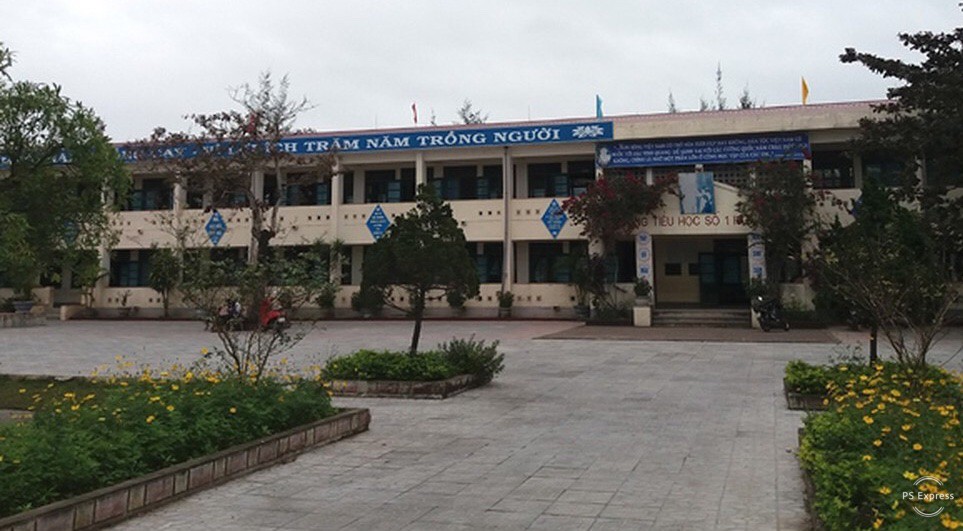 Chép nhầm đề, học sinh lớp 1 bị cô chủ nhiệm tát nhập viện