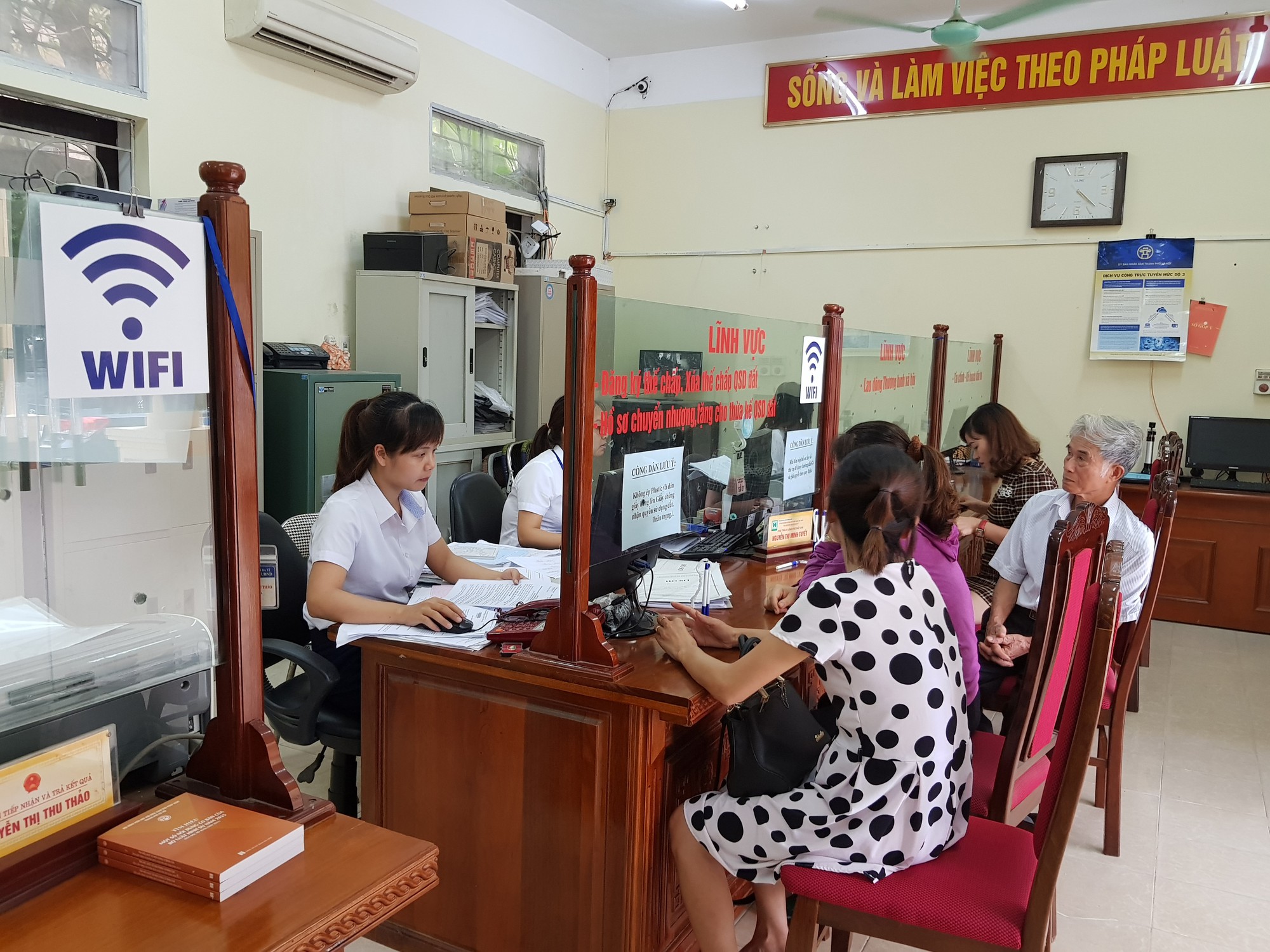 Cấm ghi hình tại nơi tiếp dân có trái luật?
