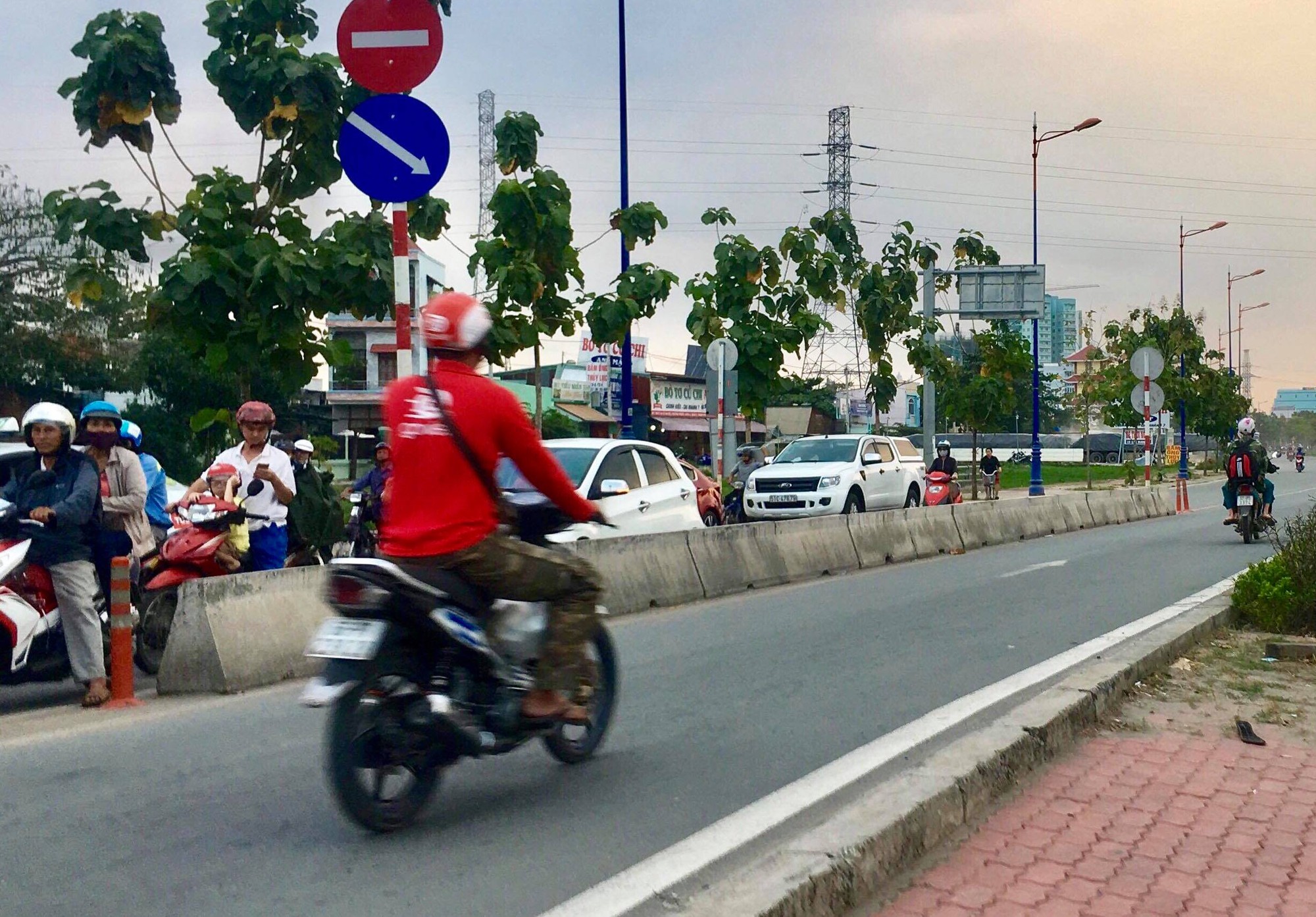 Cô gái rùng mình kể giây phút kinh hoàng trên chuyến xe của Go-Viet