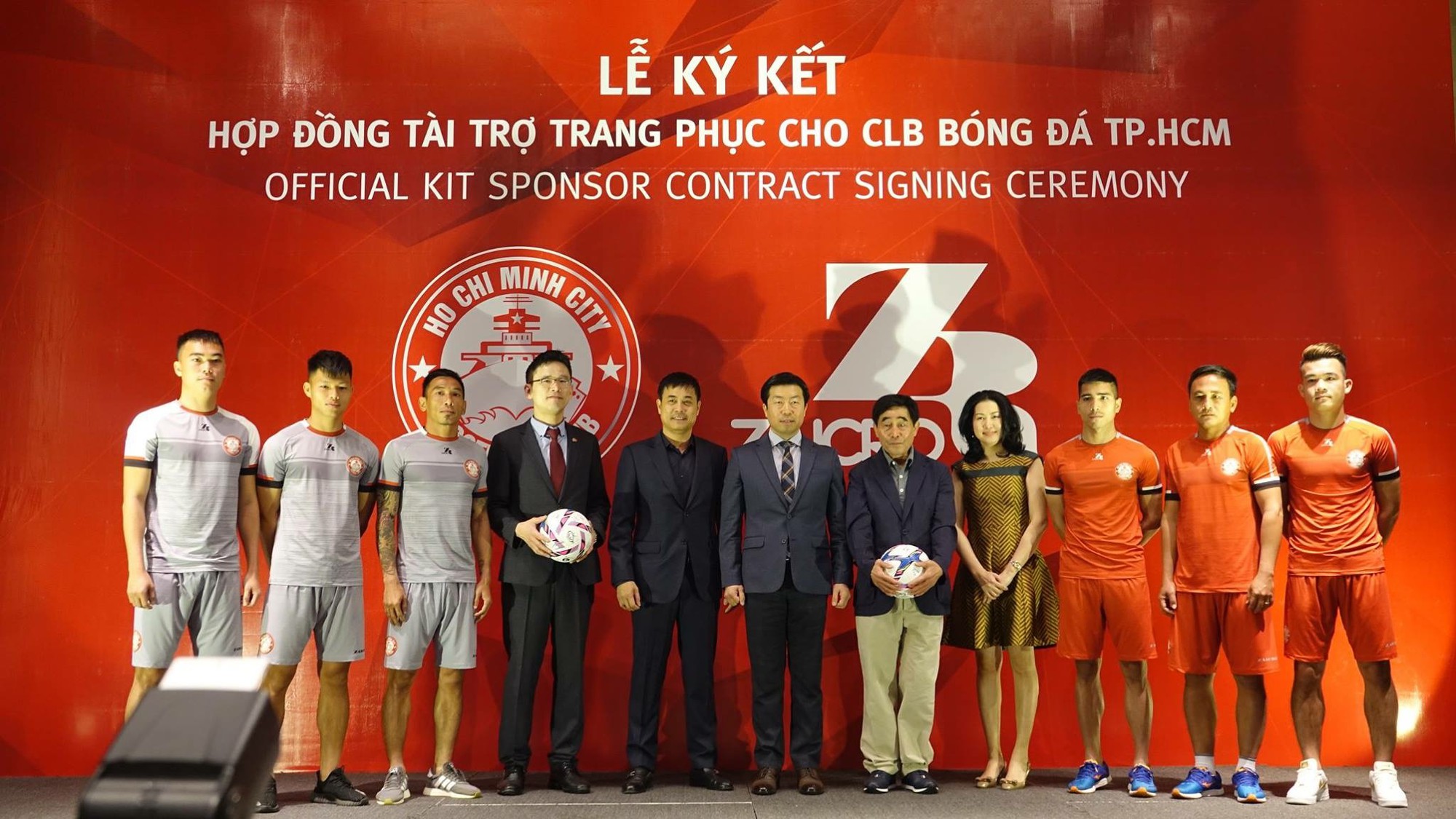 Hãng thời trang Hàn Quốc tài trợ cho CLB TP HCM - Ảnh 4.