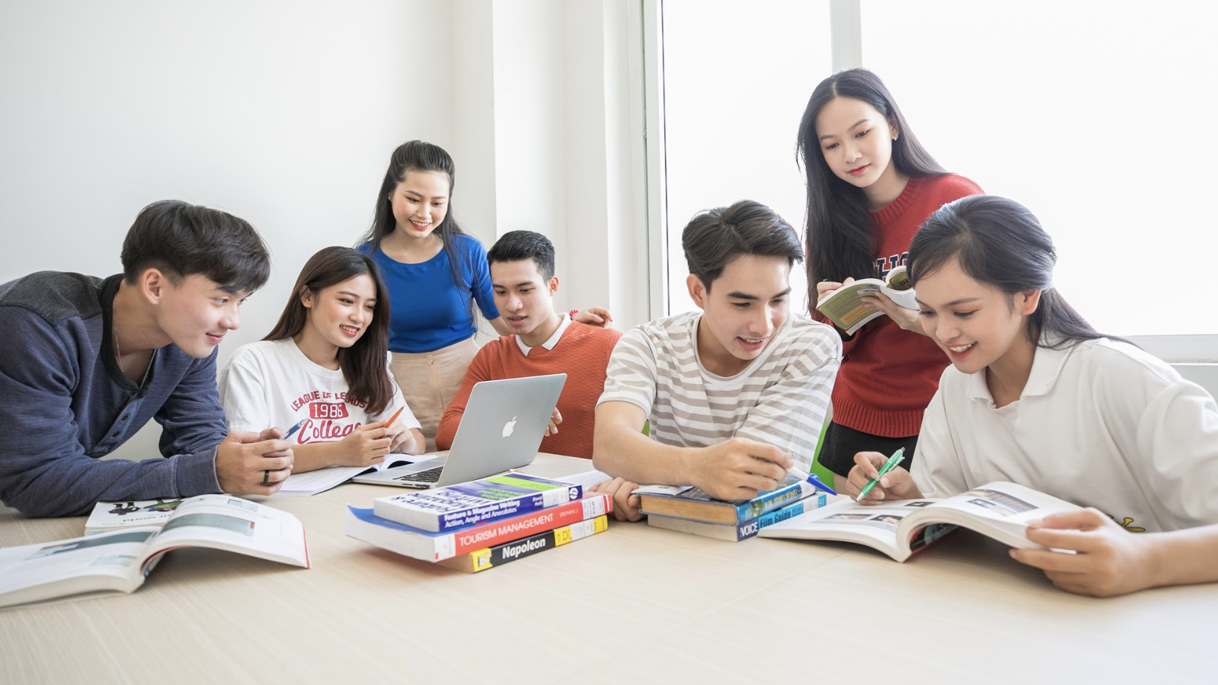 Khánh thành thư viện ĐH đa năng hơn 30.000 đầu sách
