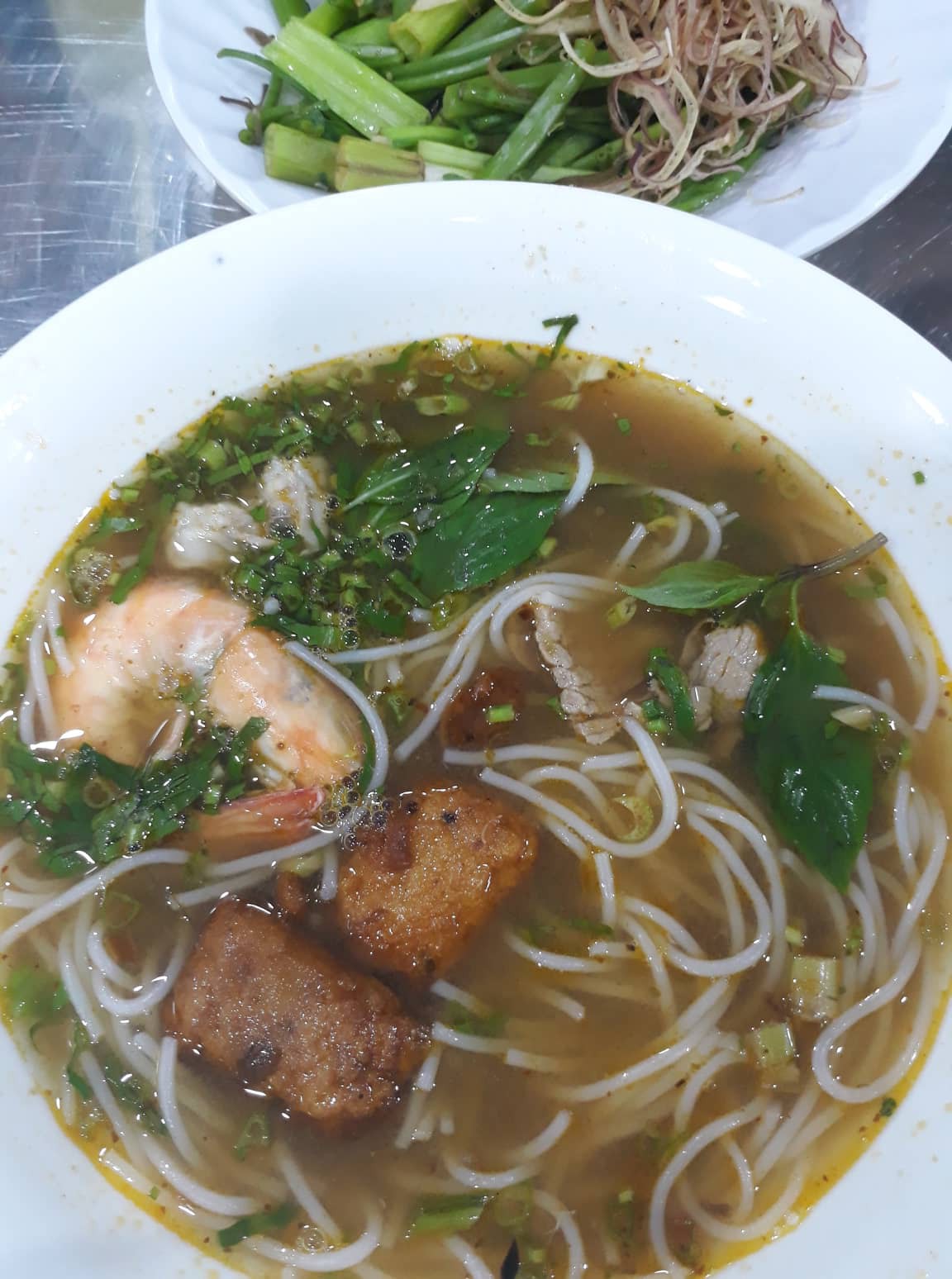 Đi chợ hoa, ăn h&agrave;ng m&ecirc; mệt - Ảnh 4.