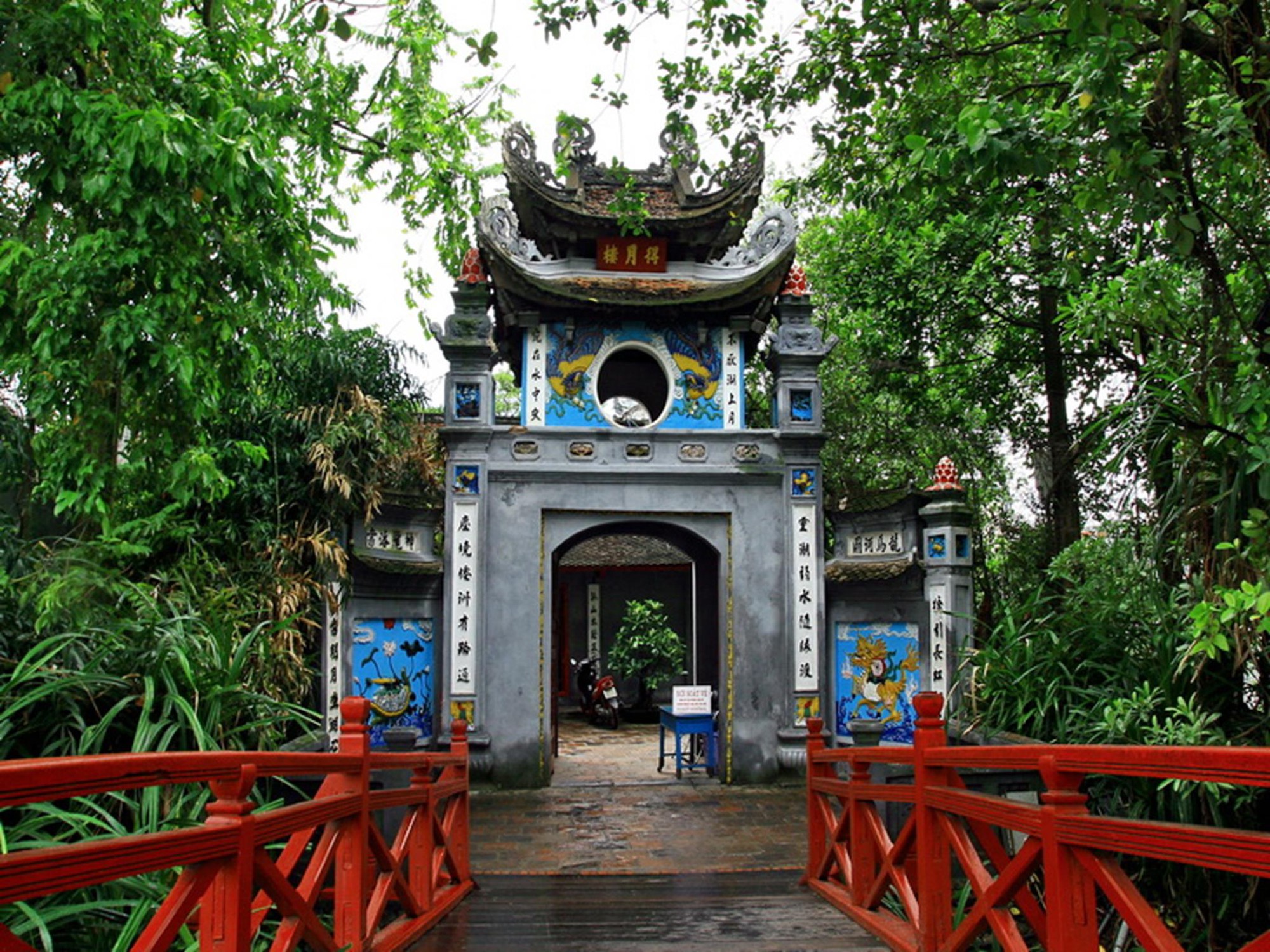 30 điểm du lịch nổi tiếng ở  H&agrave; Nội sắp bị cấm h&uacute;t thuốc l&aacute;, phạt tại chỗ - Ảnh 2.